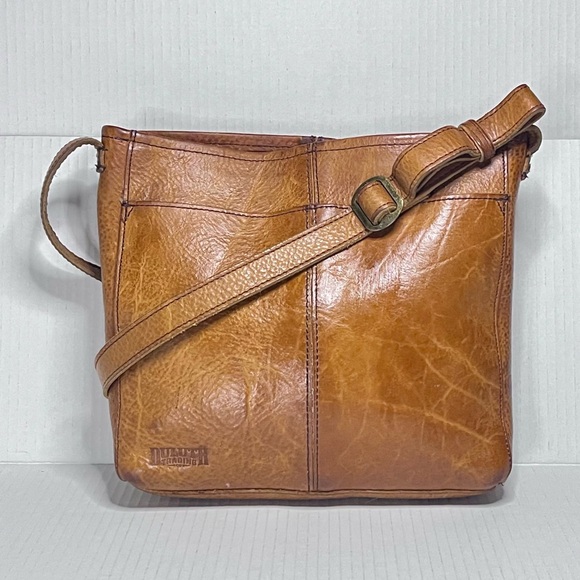 Duluth Trading Co Handbags - Duluth Trading Co. Lifetime Leather Crossbody Bag